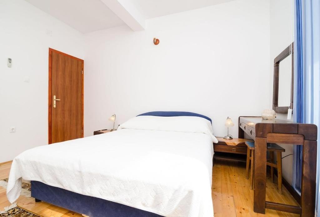 Lampalo Apartment Okuklje