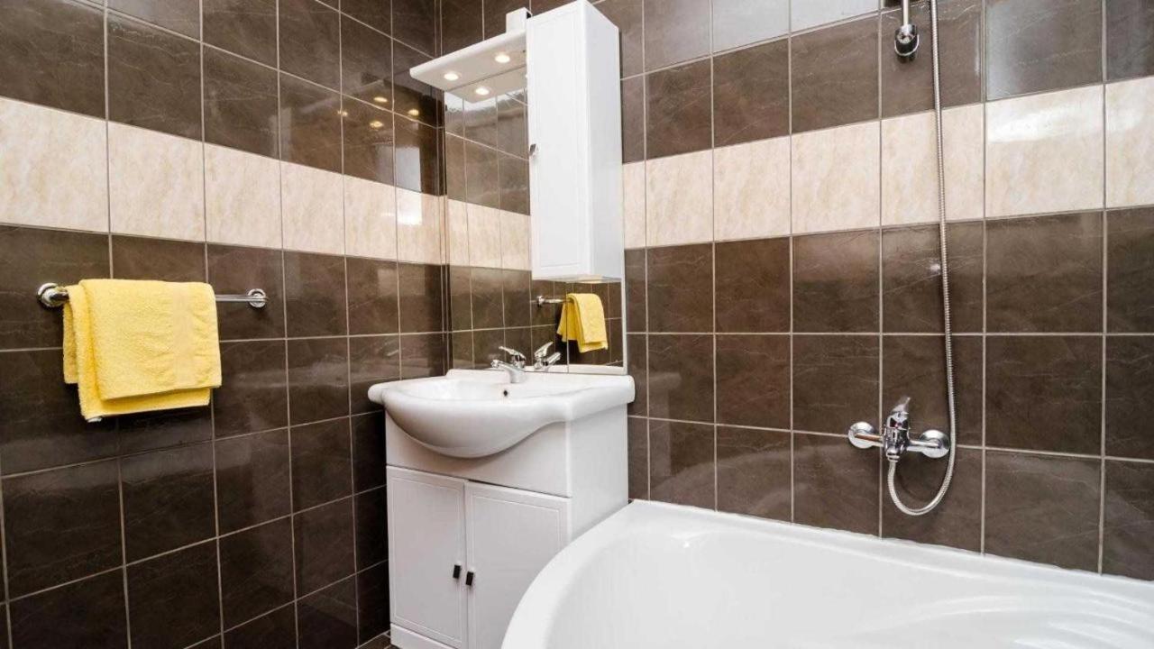 Lampalo Apartment Okuklje